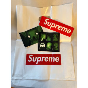 Supreme Chris Cunningham Alien Sticker set with bag
100% Authentic FW18 Season